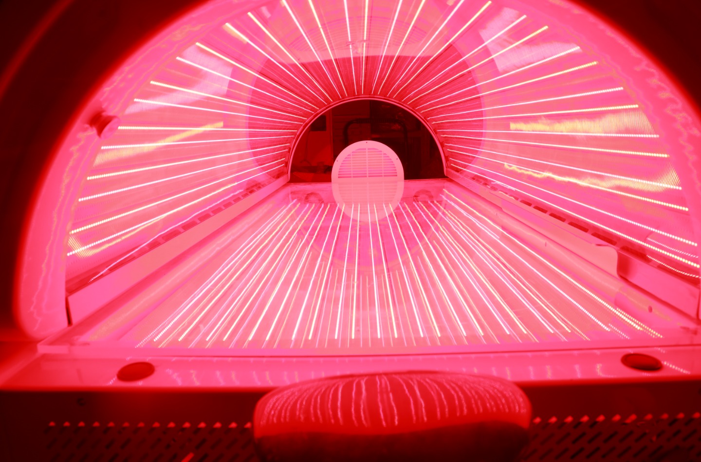 Red Light Bed | Radiance – Health Lab X